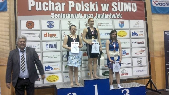 Anna Lemke (Sokół Lublin) na drugim stopniu podium podczas dekoracji zawodniczek w kategorii wagowej 80 kg seniorek