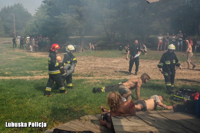 We wtorek (11 czerwca) na terenie gminy Torzym przeprowadzone zostały ćwiczenia sztabowe, których głównym celem było doskonalenie zasad współdziałania policji, straży pożarnej oraz pozostałych służb ratowniczych.