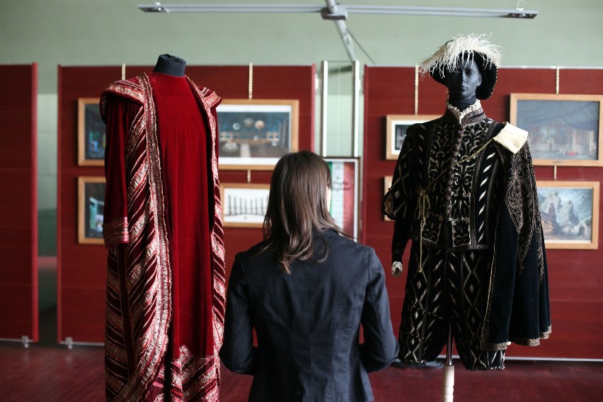 Rysunki i kostiumy do oper Verdiego zobaczyć można w Krakowie