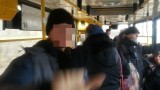 Awantura w tramwaju. Kontrolerka nazwała pasażerkę suką