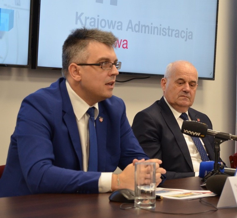 Na zdjęciu (od lewej): Radosław Hancewicz, rzecznik prasowy...