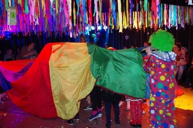 III Bal Karnawałowy dla dzieci w Kasztelani. Przebrania dzieci zachwycały [FOTORELACJA]