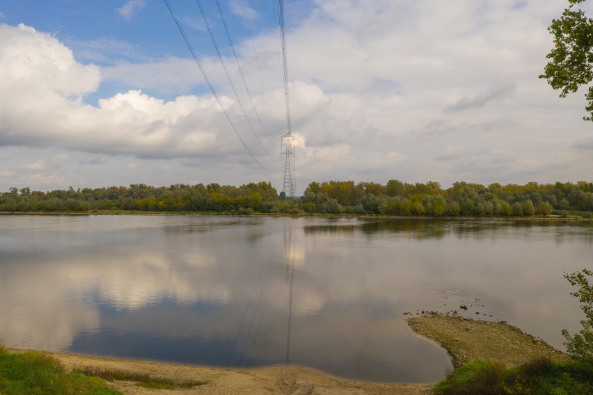 Linie przesyłowe - dlaczego są potrzebne? Infrastruktura elektroenergetyczna w Polsce.