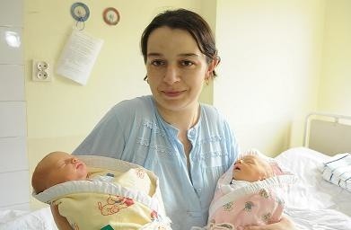 Agnieszka Szpak jest szczęśliwą mamą bliźniaków. Dzieci na świat przyszły w gorzowskim szpitalu. W ich domu w Drezdenku czeka już trójka rodzeństwa.