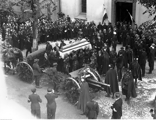 1934r. Kondukt pogrzebowy na ulicach Nowego Sącza