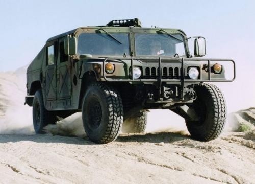 Hummer wojskowy