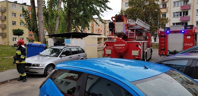 W poniedziałkowe popołudnie służby zostały wezwane do pożaru w bloku przy ulicy Bałtyckiej w Koszalinie.Po przybyciu na miejsce, okazało się, że przypaliła się gotowana na kuchence potrawa.Zobacz także Koszalin: Pożar wagonów na bocznicy kolejowej
