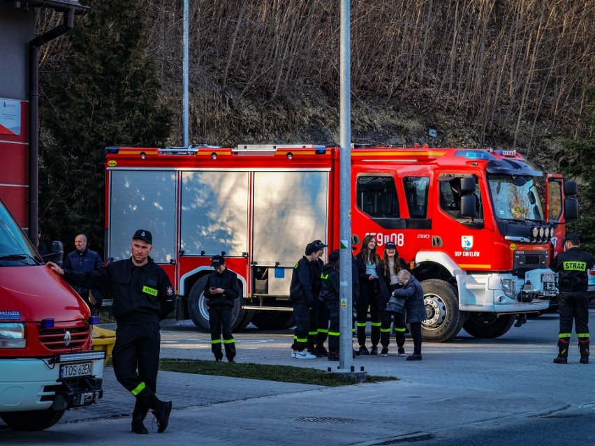 Strażacy z Bałtowa powitali swój nowy wóz w tradycyjny sposób (ZDJĘCIA, WIDEO)
