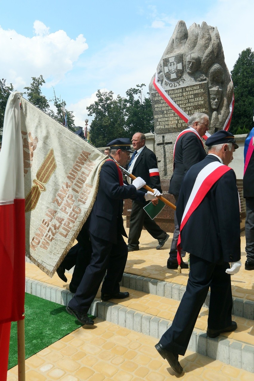 Ofiary Wołynia mają swój pomnik w Lublinie (ZDJĘCIA)