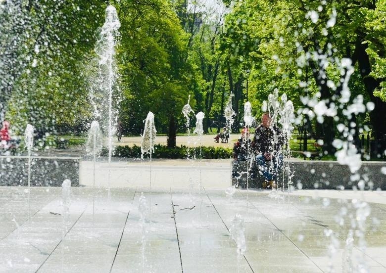 Nowa fontanna w parku im. Poniatowskiego. To jedna z...