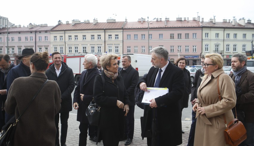 Przedstawiciele Komitetu Regionów wizytowali punkty pomocy uchodźcom w Rzeszowie