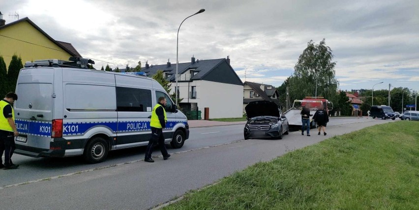 Zderzenie dwóch samochodów osobowych na ul. Strażackiej w Rzeszowie. Nikt nie został ranny [ZDJĘCIA]