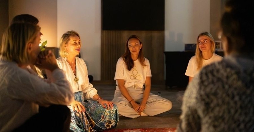 Kobiecość po Godzinach w Lublinie– warsztaty dr Pauliny Smaszcz, kobieca energia i masaż tajski