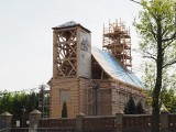 Kościół w Mileszkach ma już ściany i konstrukcje dachu. Odbudowa kościoła w Mileszkach