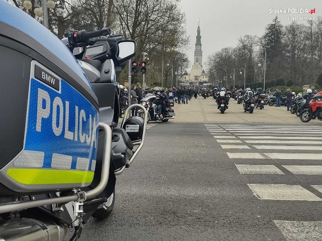 Nad pielgrzymka motocyklistów na Jasną Górę czuwali częstochowscy policjanci