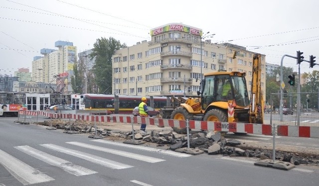 Z powodu prac na al. Mickiewicza wyłączono z ruchu przejście dla pieszych przy skrzyżowaniu z al. Kościuszki.