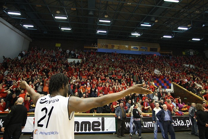 Trzeci mecz w pre play off pokazal, ze Energa Czarni znów...