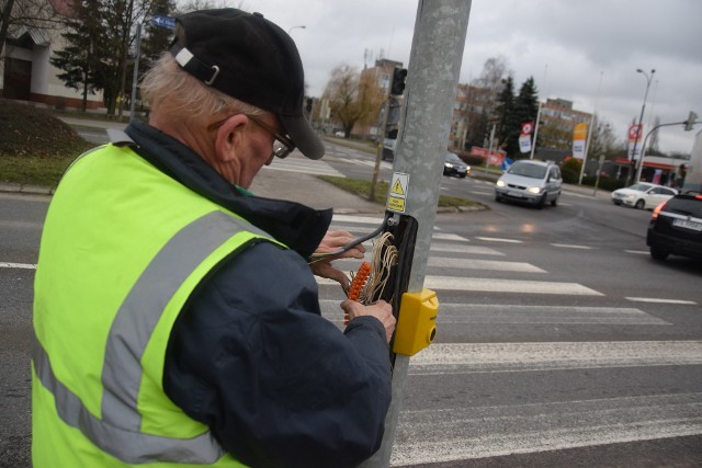 Naprawa oświetlenia na skrzyżowaniu Piłsudskiego z Czereśniową kosztowała 7,5 tys. zł.