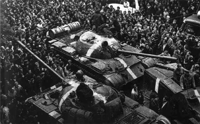 Interwencja wojsk Układu Warszawskiego w Czechosłacji w 1968 r. Dziś Czechy są członkiem NATO, z którym Rosja musi się liczyć