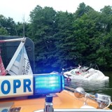 Wypadek na Jeziorze Bełdany na szlaku Wielkich Jezior Mazurskich. Motorówka zderzyła się z żaglówką - poszkodowani trafili do szpitala