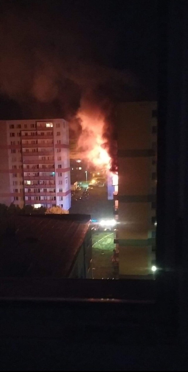 Pożar w wieżowcu przy ul. Śniadeckich w Grudziądzu