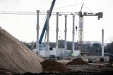 Ikea w Szczecinie zaczyna wyrastać z ziemi. Widać już pierwsze filary konstrukcji hali. Zobacz zdjęcia - 19.03.2020