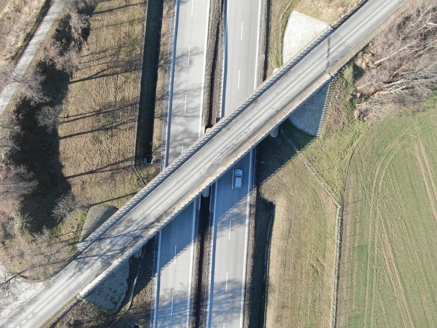 Rozbudowa autostrady A4 lub jej budowa w nowym śladzie?...