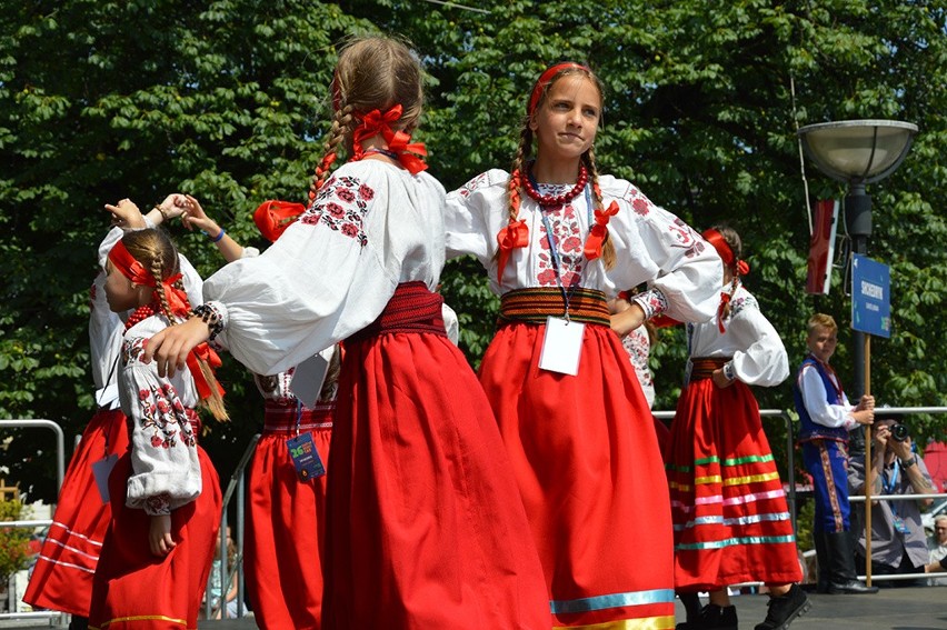 Dzieci z Mystkowa i ze Sławuty na Ukrainie oczarowały publiczność [ZDJĘCIA]