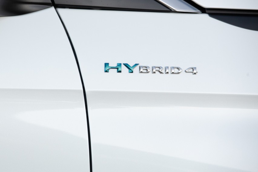 Peugeot 3008 Hybrid4....