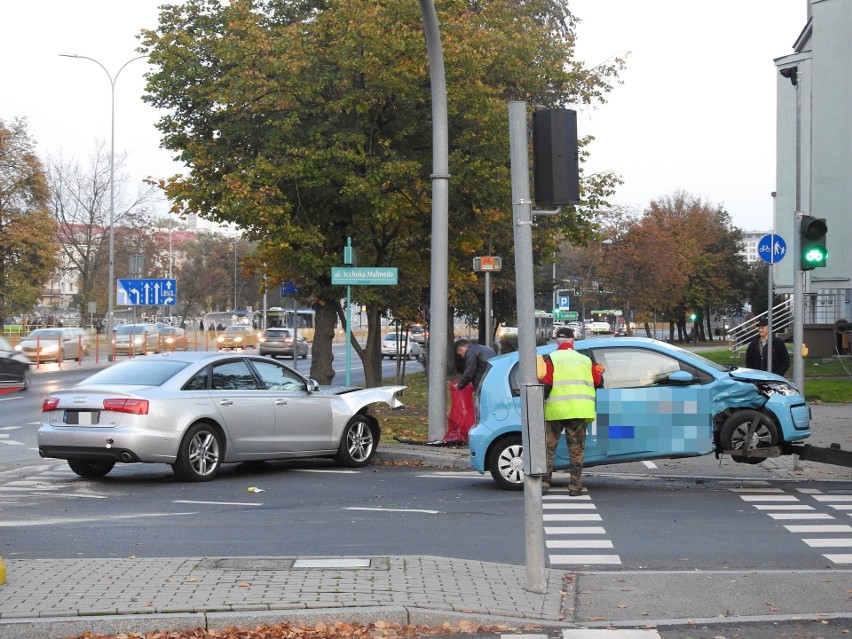 W obu autach wystrzeliły poduszki powietrzne