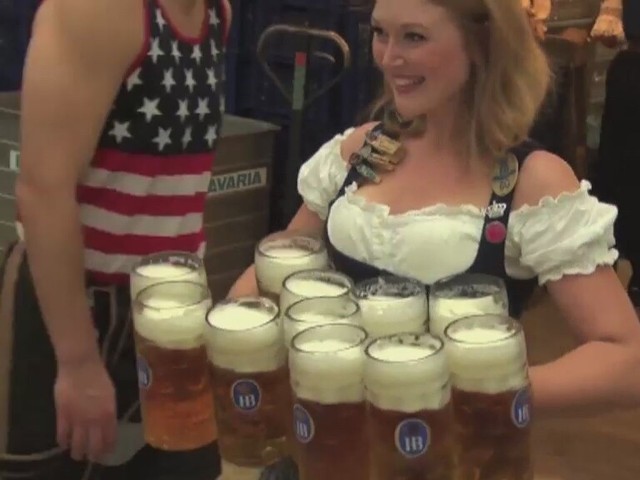 Co roku odwiedzający Oktoberfest wypijają średnio ok. 60 tys. hektolitrów alkoholu