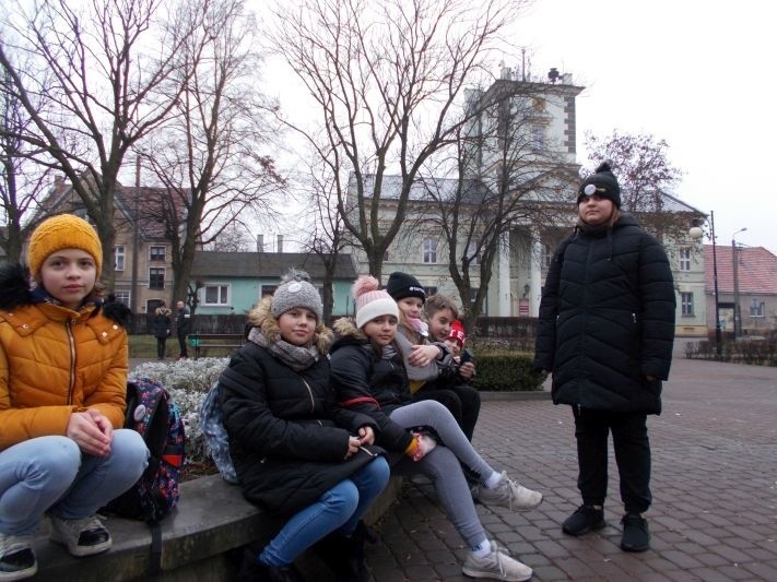 Uczniowie z Nieszawy powędrowali szlakiem powstania styczniowego na Kujawach