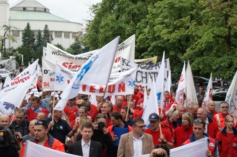 Akcję organizują "Sierpień 80" i Polska Partia Pracy. To...