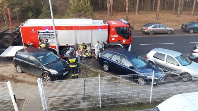 Do zdarzenia doszło we wtorek, 17 grudnia, w centrali firmy kurierskiej DPD przy ul. Kostrzyńskiej w Zielonej Górze. Na miejsce przyjechała straż pożarna oraz policja Ewakuowano pracowników firmy.