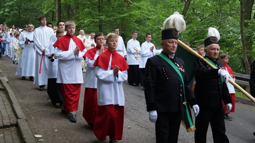 Boże Ciało w Jastrzębiu: tłumy na procesji