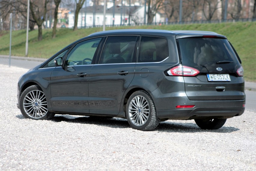 Ford Galaxy...