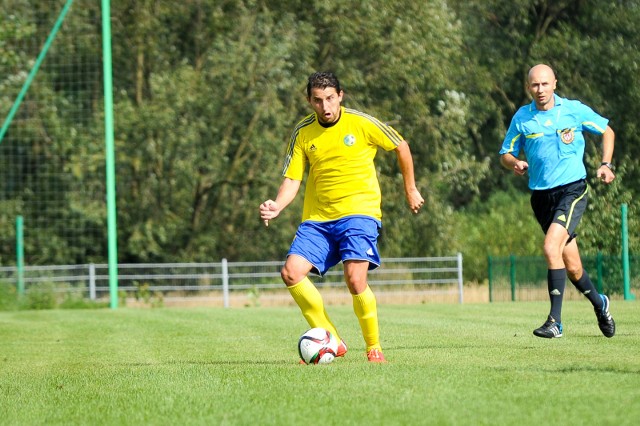 Napastnik Swornicy Marcin Rogowski zdobył kluczowego gola dla przebiegu meczu w Nysie.