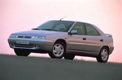 Fot. Citroen: Citroen Xantia I generacji z lat 1992-1997.