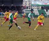 II liga: Pelikan Łowicz - Znicz Pruszków 0:2 [ZDJĘCIA]