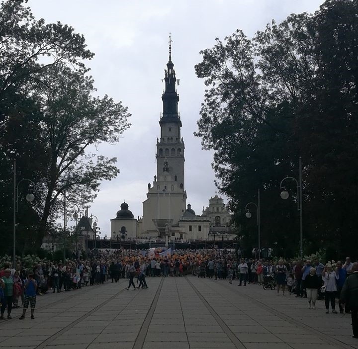 35. Oświęcimska Piesza Pielgrzymka na Jasną Górę pokłoniła się Czarnej Madonnie