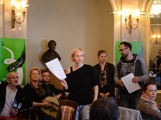 Aktorzy Teatru Horzycy chcą dialogu o przyszłości instytucji