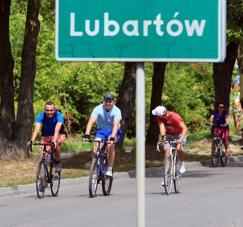 Święto Roweru w Lubartowie. Na trasę wyruszyło ponad 14 tysięcy osób (ZDJĘCIA)