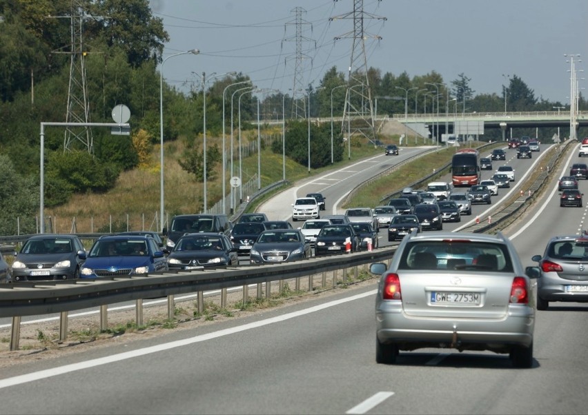 Gdańsk: Karambol na Obwodnicy Trójmiasta. 2 osoby...