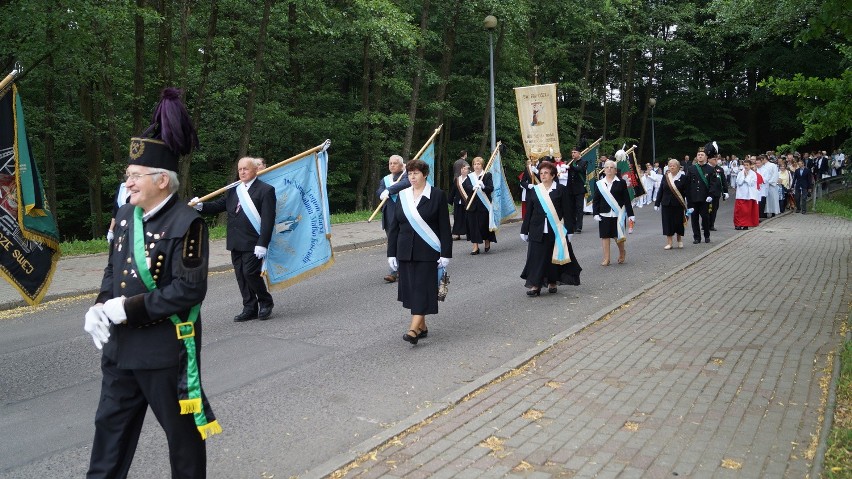 Boże Ciało w Jastrzębiu: tłumy na procesji