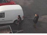 Rozpoznajesz tych podejrzanych o kradzież? Zadzwoń do policjantów z Radziejowa