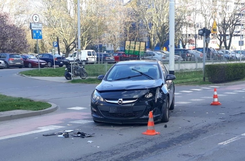 Wypadek na ul. Dokerskiej we Wrocławiu 26.04.2021