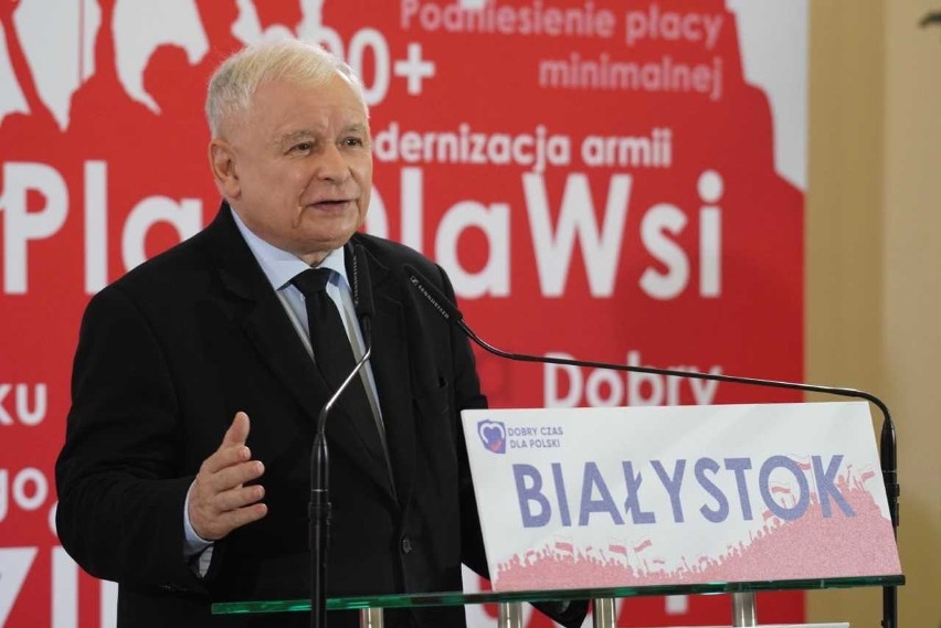 Jarosław Kaczyński w Białymstoku. Prezes PiS przyjechał na regionalną konwencję partii [ZDJĘCIA]