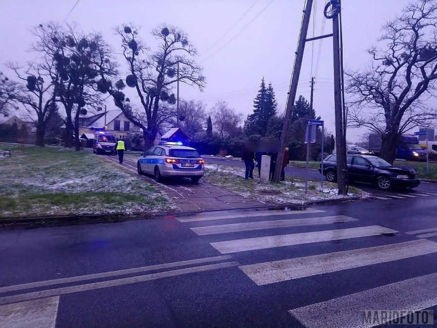 Dąbrowa. Zderzenie audi i skody na drodze krajowej nr 46 na trasie Opole-Nysa