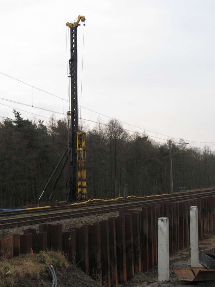 Łęczyca: Remont trasy kolejowej sprawia, że drżą domy