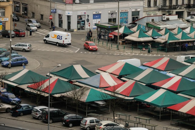 Mieszkańcy zdecydują m.in., czy należy wyłączyć z ruchu samochodowego rynek Łazarski.